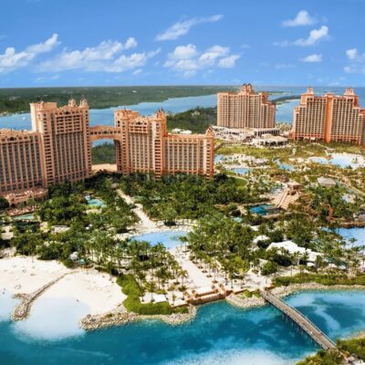 THE REEF AT ATLANTIS