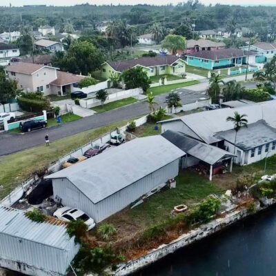 Canalfront Home SEA BREEZE ESTATES