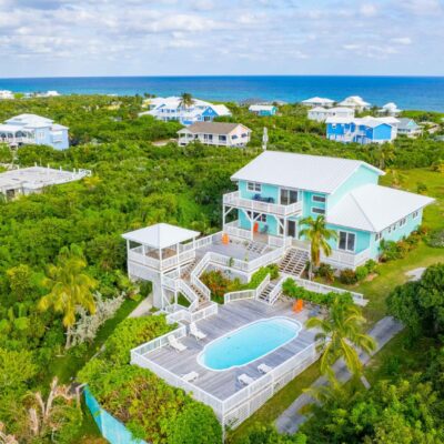 CRYSTAL WATERS AND VILLAS