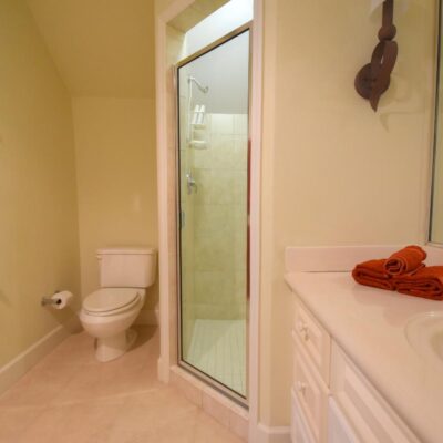 Harbour Breeze HARBOUR BREEZE