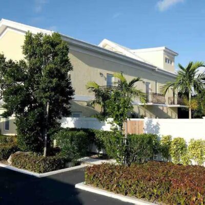 Las Casitas LYFORD HILLS