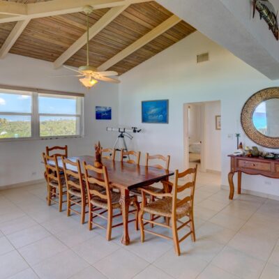 Family Beach House COLUMBUS LANDINGS 4