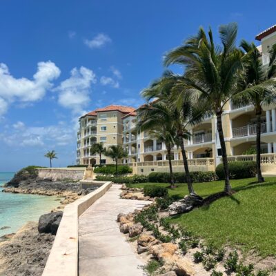 CAVES POINT