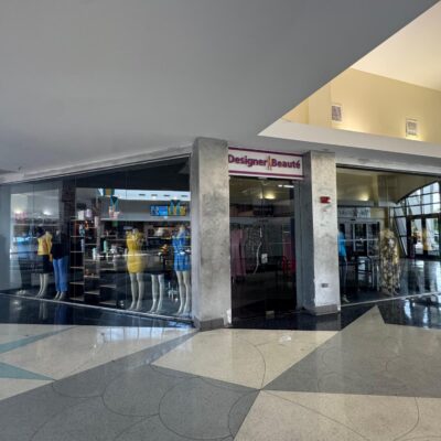 MALL AT MARATHON