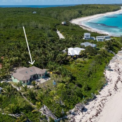 DaVilla 8 BREEZE AWAY ESTATES