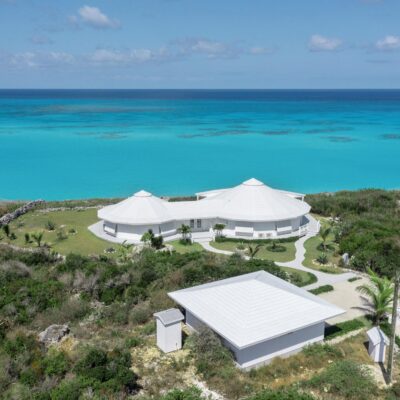 OCEANFRONT RETREAT COLUMBUS LANDINGS